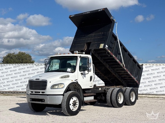 2006 Freightliner M2 106 T/A Dump Truck