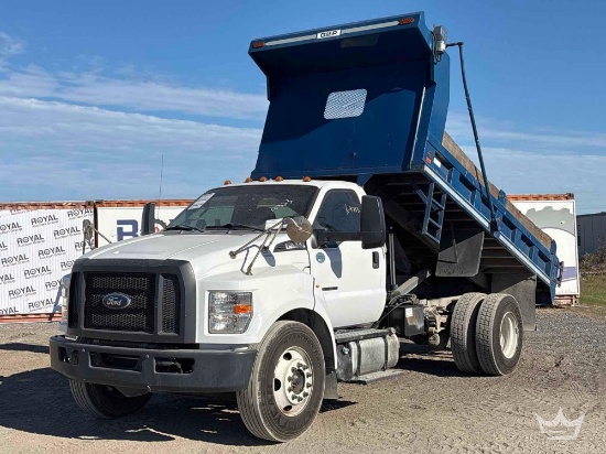 2017 Ford F-650 Mason Dump Truck