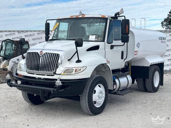 2018 International DuraStar 4300 2,000 Gallon Water Truck