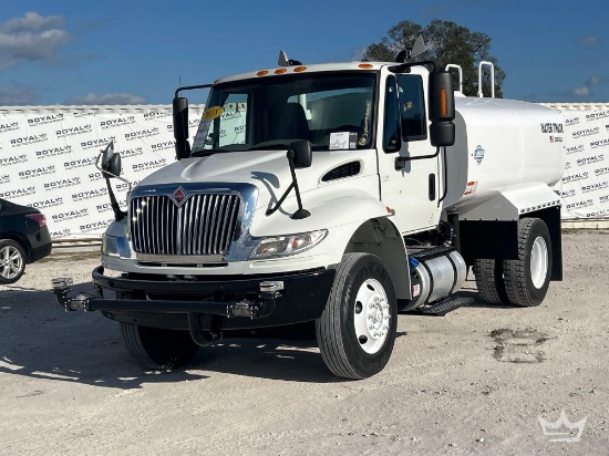 2018 International DuraStar 4300 2,000 Gallon Water Truck