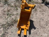 2025 8in Tooth Bucket Mini Excavator Attachment