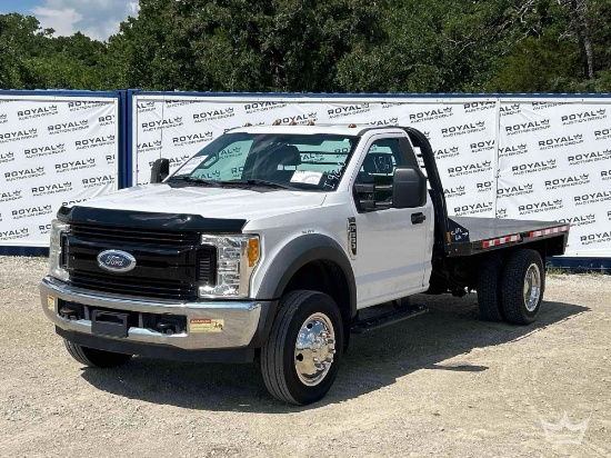 2017 Ford F-550 11ft. Flatbed Truck