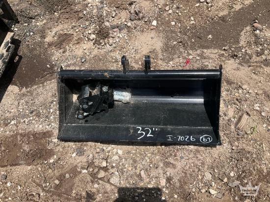 2025 32in Bucket Mini Excavator Attachment