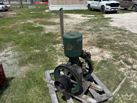 Novo Stationary Hit and Miss Engine