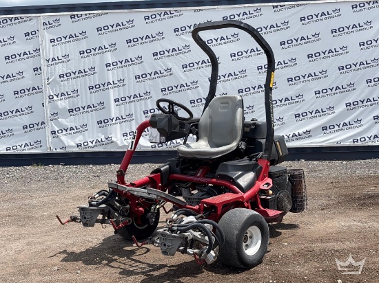 2015 Toro Greensmaster 3300 TriFlex Commercial Greens Mower