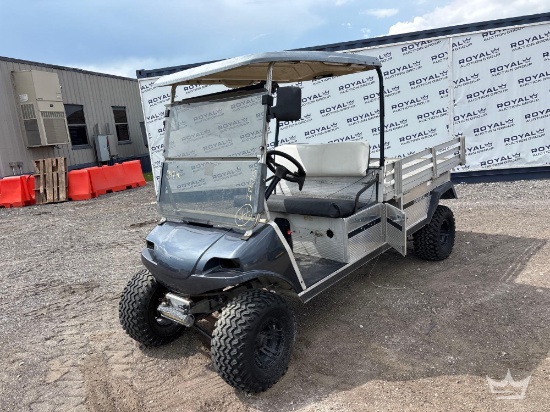 1997 Club Car Carryall VI Gas Utility Cart