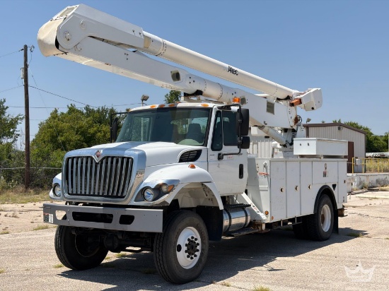 2014 International WorkStar 7300 4x4 Altec AA755 55ft. Material Handling Bucket Truck
