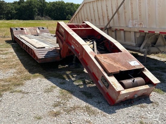 1996 Witzer RG35 35Ton 40ft. T/A Lowboy Equipment Trailer