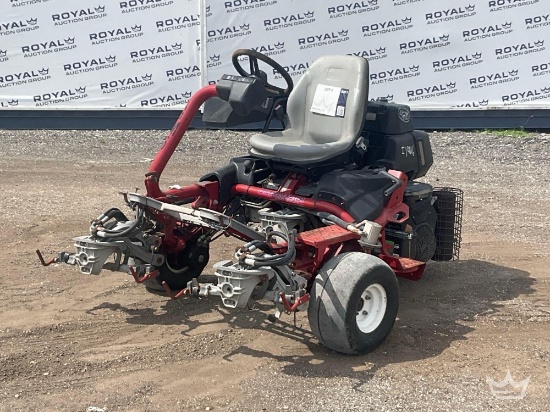 2015 Toro Greensmaster TriFlex 3300 Reel Mower