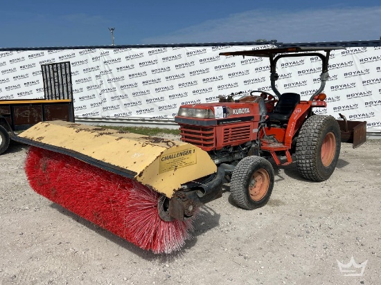 2002 Kubota L4300E 48HP Utility Tractor w/ Sweeper and Box Blade Ripper