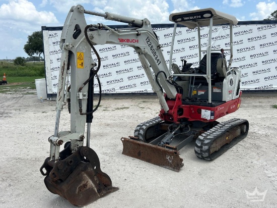2022 Takeuchi TB225 Mini Excavator