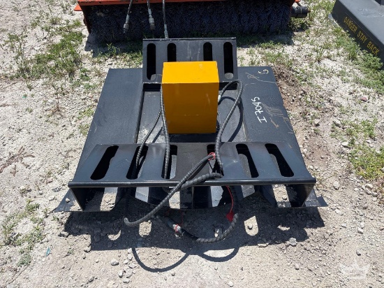 2025 40in Hydraulic Brush Cutter Mini Skid Steer Attachment