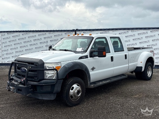 2014 Ford F-450 4x4 Crew Cab Pickup Truck