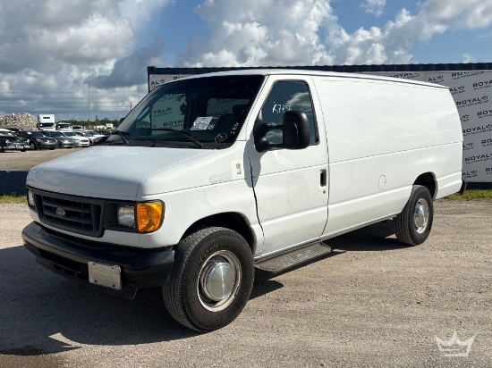 2004 Ford E-350 Cargo Van