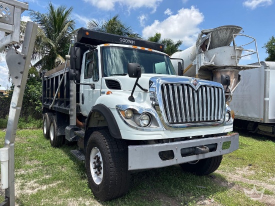 2015 International WorkStar 7500 T/A Dump Truck