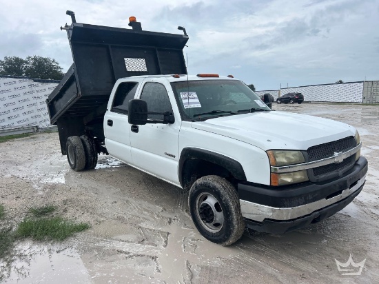 2003 Chevrolet Silverado 3500 Crew Cab Mason Dump Truck