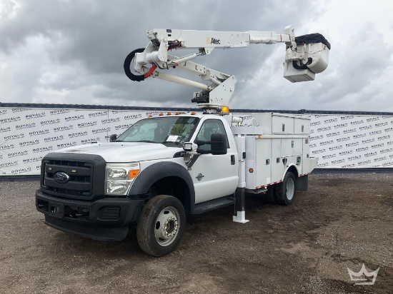 2014 Ford F-550 4x4 Altec AT37G 37ft. Insulated Bucket Truck