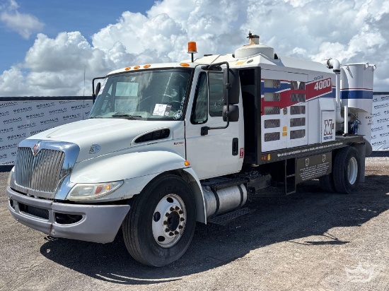 2015 International DuraStar 4300 Vacmasters VND S4000 Vacuum Excavator Truck