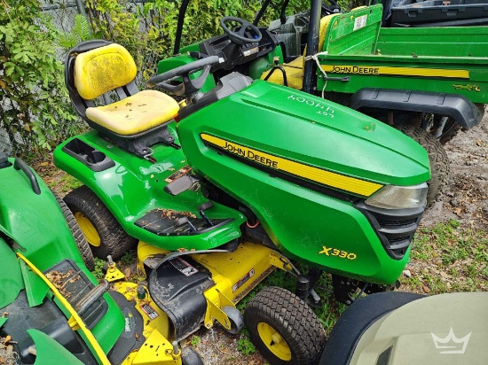 2019 John Deere X330 42in. Riding Mower