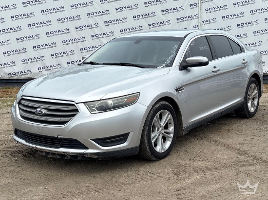 2015 Ford Taurus Sedan
