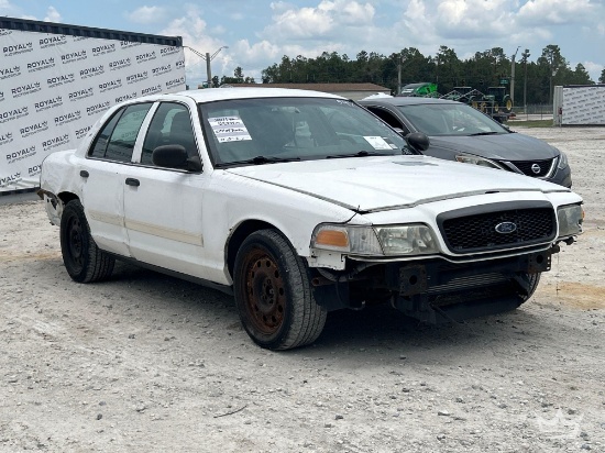 2011 Ford Crown Victoria Sedan