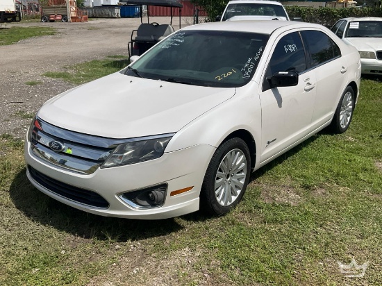 2010 Ford Fusion Hybrid Sedan