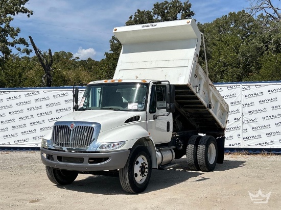 2015 International DuraStar 4300 S/A Dump Truck
