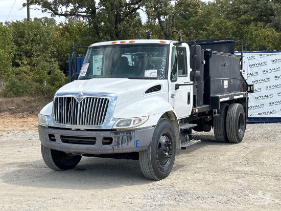 2006 International 4300 Pothole Patcher Truck