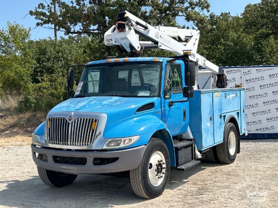 2011 International DuraStar 4300 UTLI46A 40ft. Bucket Truck