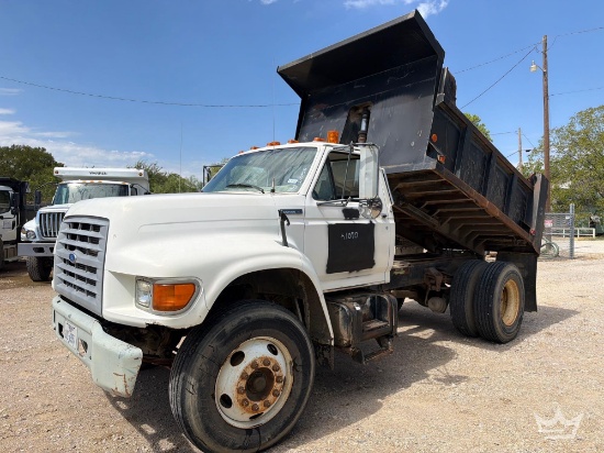 1997 Ford F-800 Truck S/A Dump Truck