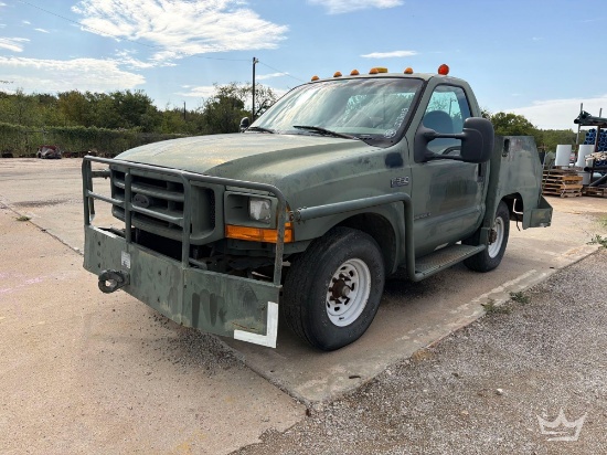 2001 Ford F-350 Modified Aircraft Tug Truck