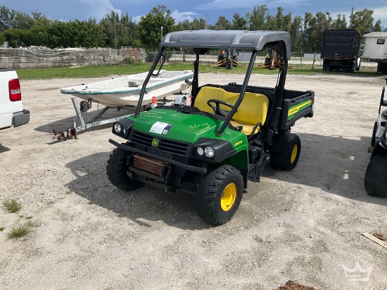 2022 John Deere HPX615E 4x4 Gas Utility Cart