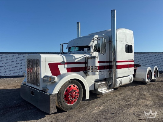 2005 Peterbilt 379 T/A Sleeper Cab Truck Tractor