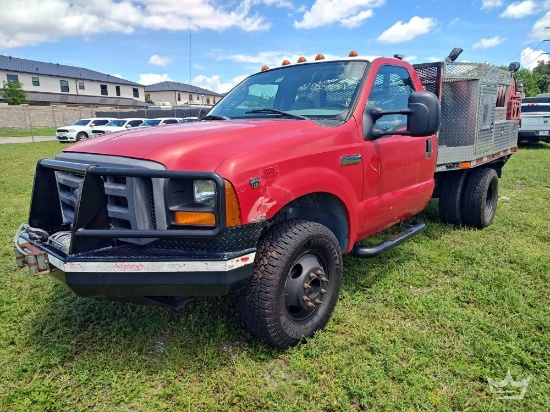 2005 Ford F-350 4x4 Flatbed Fire Brush Truck
