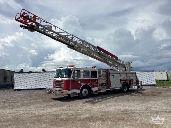 2007 E-One Typhoon 75ft. Quint Ladder Aerial Fire Truck