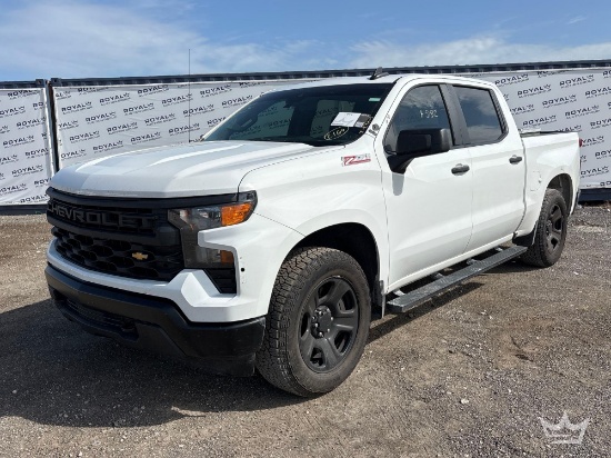 2025 Chevrolet Silverado 1500 4x4 Crew Cab Pickup Truck