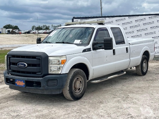 2016 Ford F-250 Crew Cab Pickup Truck