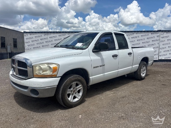 2006 Dodge Ram Crew Cab Pickup Pickup Truck