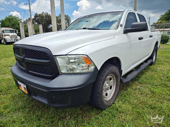 2017 Ram 1500 4x4 Crew Cab Pickup Truck