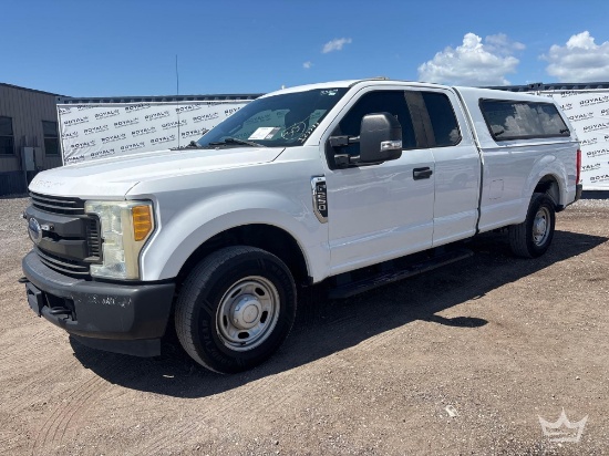 2017 Ford F-250 Ext. Cab Pickup Truck
