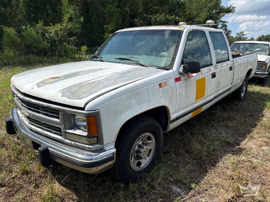 2000 Chevrolet 3500 Crew Cab Pick Up Truck