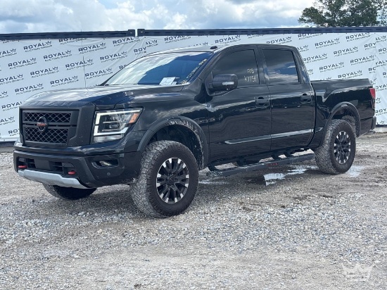2021 Nissan Titan 4x4 Crew Cab Pickup Truck