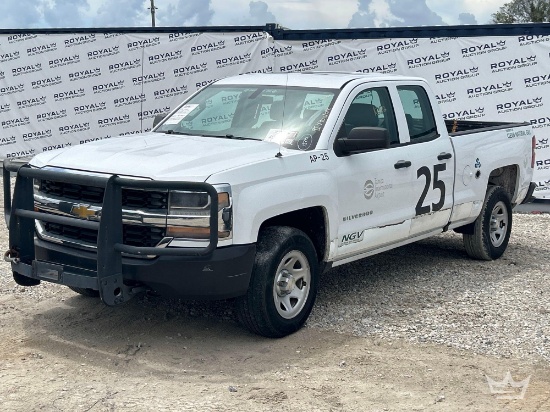 2016 Chevrolet Silverado 1500 Crew Cab Pickup Truck
