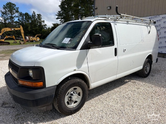 2017 Chevrolet Express 2500 Cargo Van