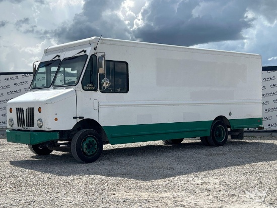 2012 Workhorse W62 16ft. Step Van