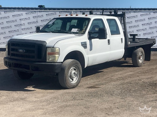 2009 Ford F-350 Crew Cab 4x4 9ft. Flatbed Truck