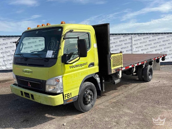 2007 Mitsubishi Fuso FE85D 18ft Flatbed Truck
