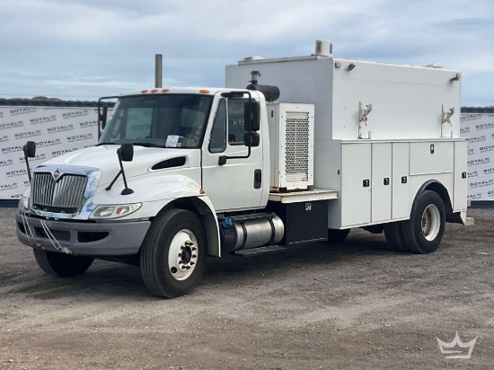 2016 International DuraStar 4300 Venturo CE1500FB 1,500lb. Enclosed Crane Mechanics Truck