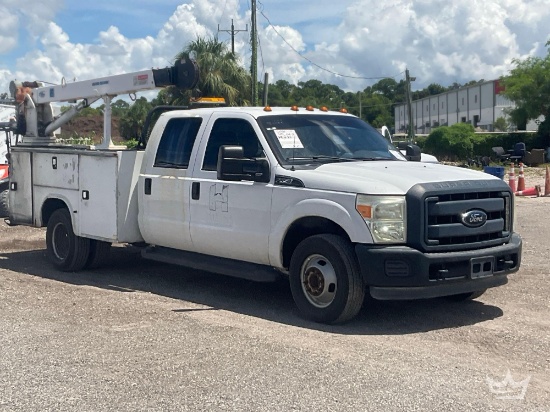 2016 Ford F-350 Crew Cab Auto Crane 5005EH 5,000lb. Crane Service Truck