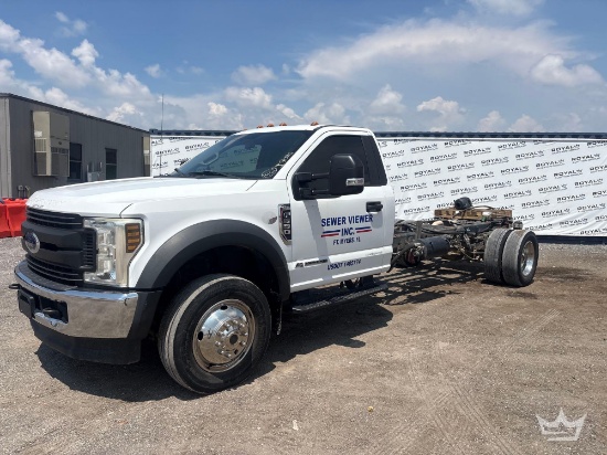 2019 Ford F-550 4x4 Cab and Chassis Truck